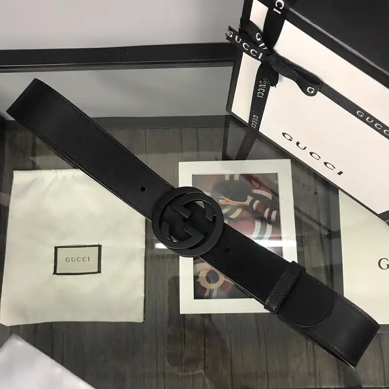 G*u*i s belte 1905bl0178