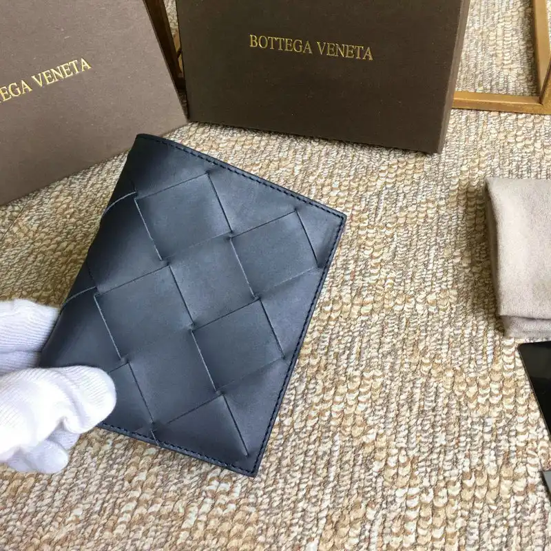 bo*te*ga Ve*ne*ta bag 2108sf0228