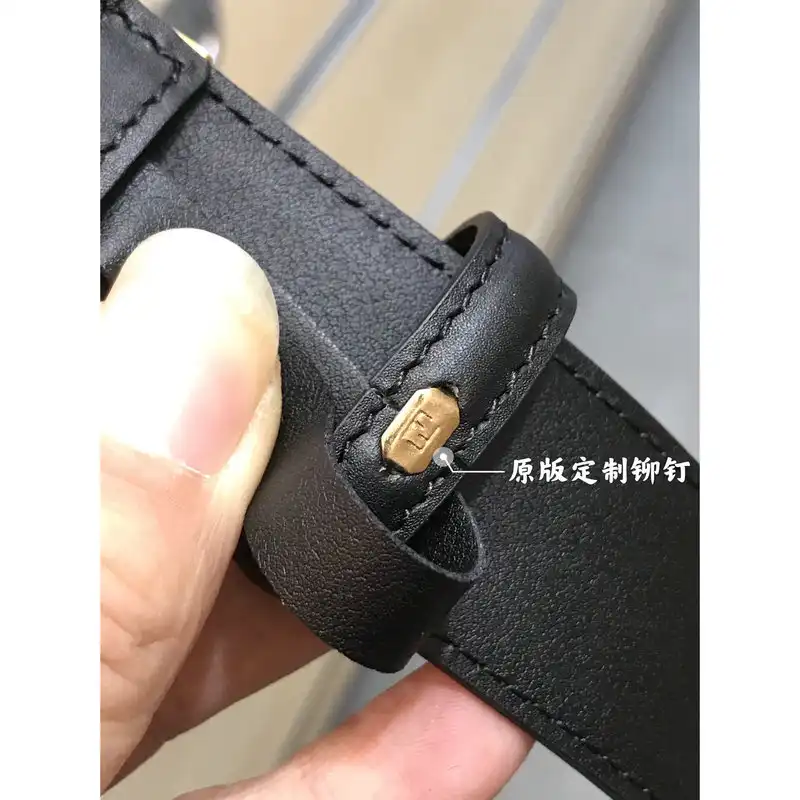 F**di belts 2109xf0048