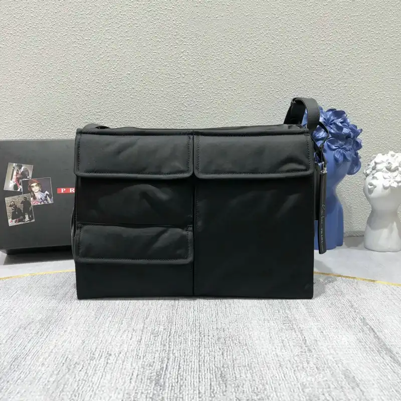 Pra*a s bags 2110yz0017