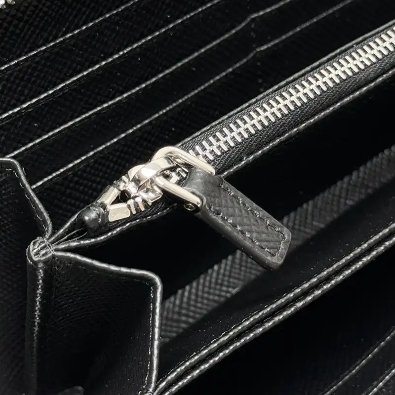 Pra*a bags 2408ya0189