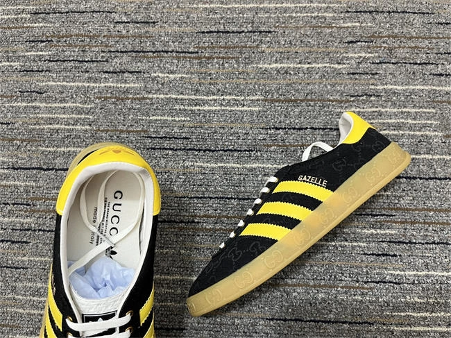 g*u*i x Ad*s stretchable 42