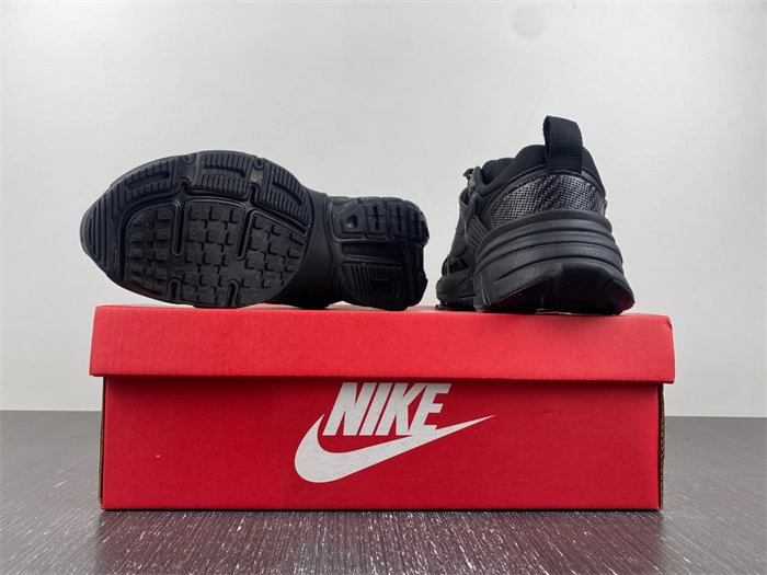WaterResistant NIKEV2K Runtekk 3XL FD0736- 5297